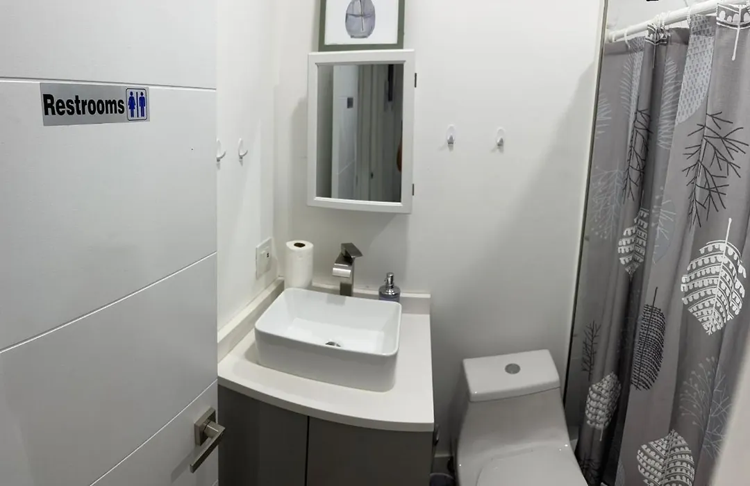104 Mixed Shared Rooms Central, Friendly, Affordable-1